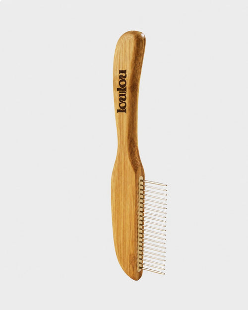 Bamboo dog comb with metal teeth